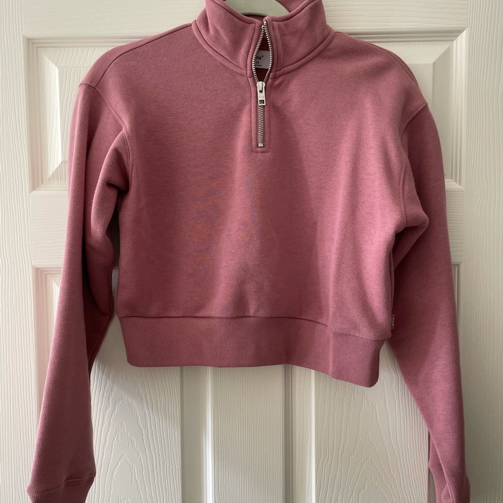 Aritzia TNA Perfect 1/4 Zip Cropped Sweatshirt